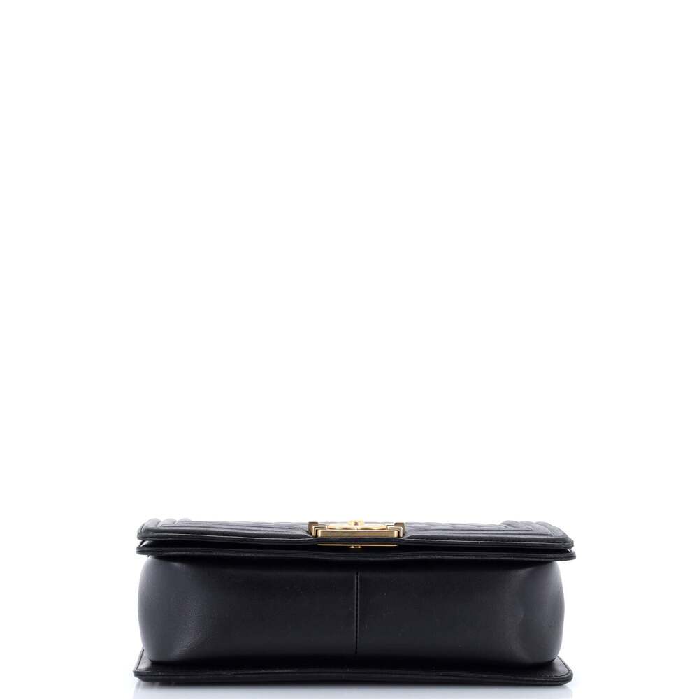 Chanel Boy Flap Bag Quilted Lambskin #242417C41B - Picture 4 of 8